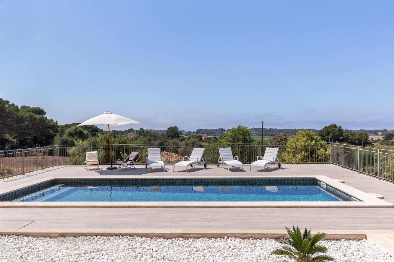 Colonies Villa Ses Salines  Luaran gambar