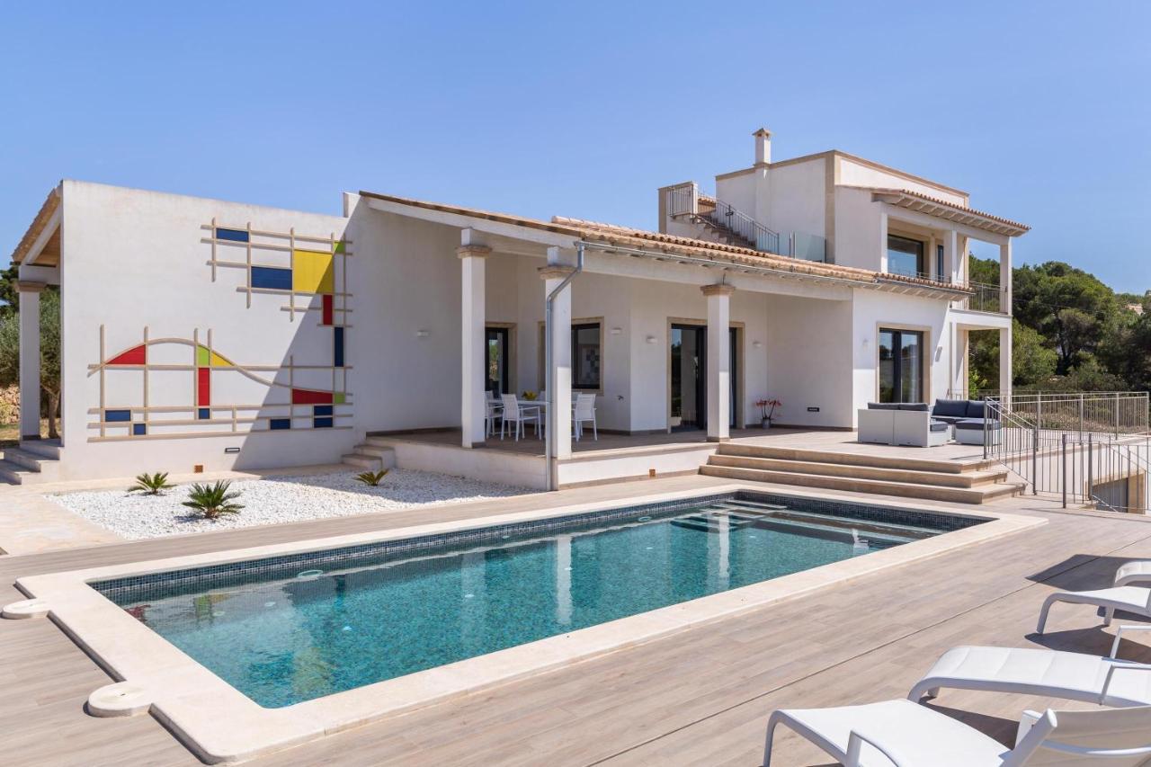 Colonies Villa Ses Salines  Luaran gambar