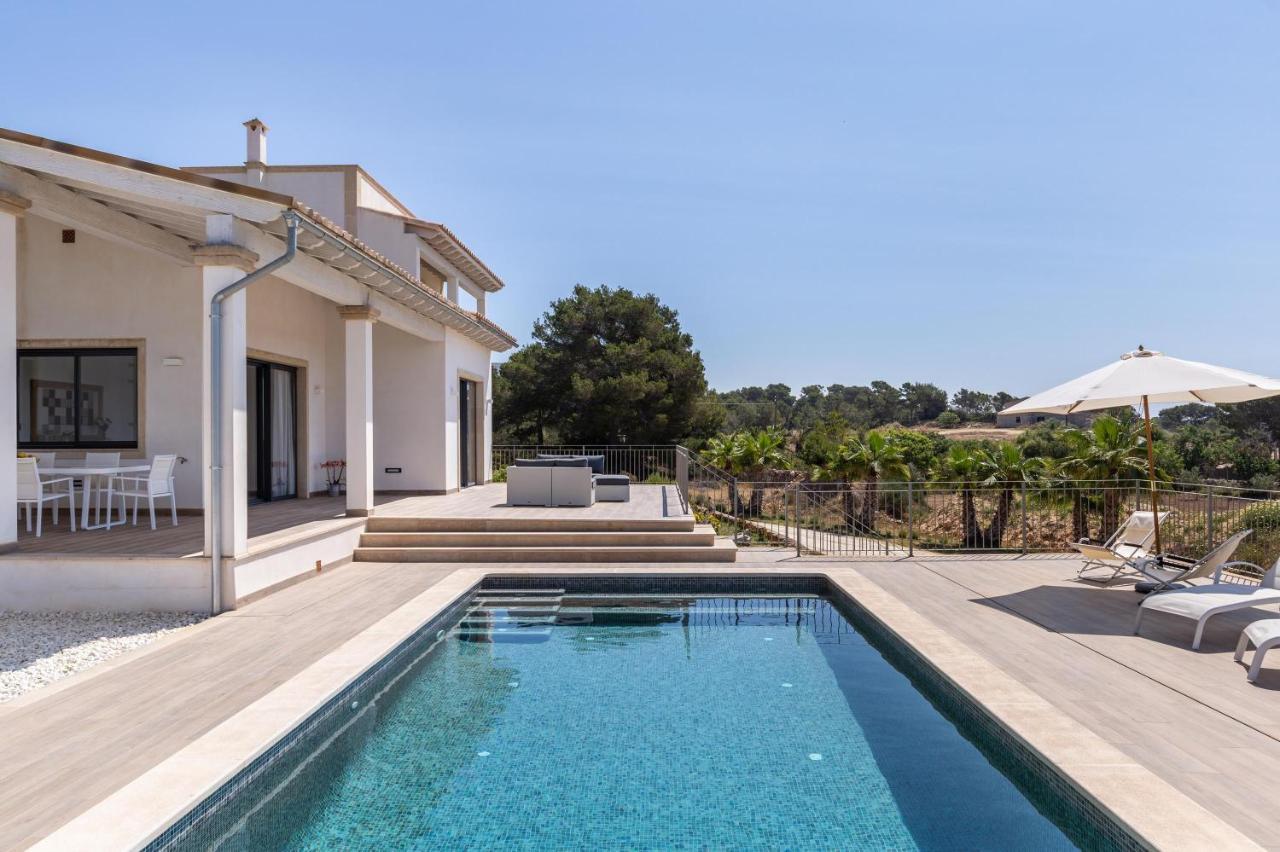 Colonies Villa Ses Salines  Luaran gambar